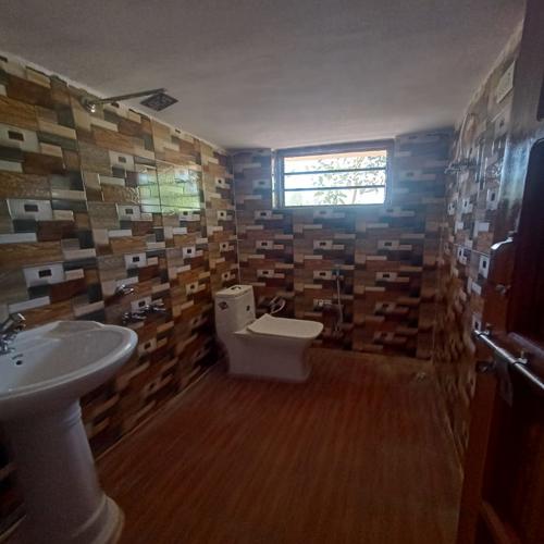 Badrika Homestay, Godaha